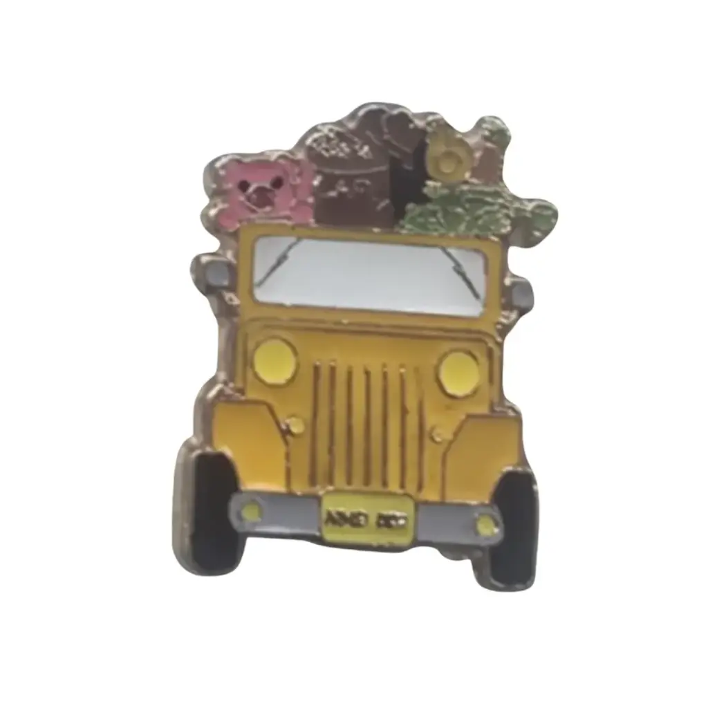 Pin Metalico Jeep Amarillo