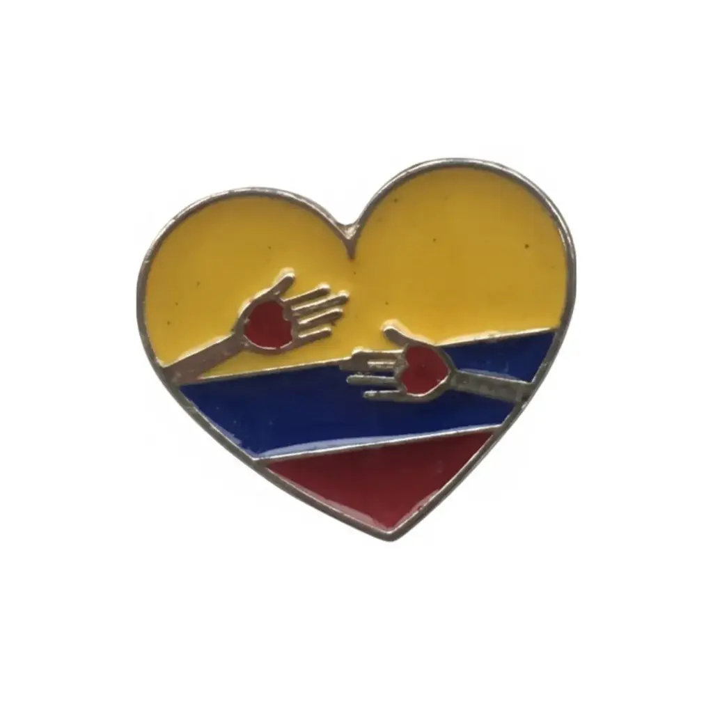 Pin Metalico Corazón Colombia