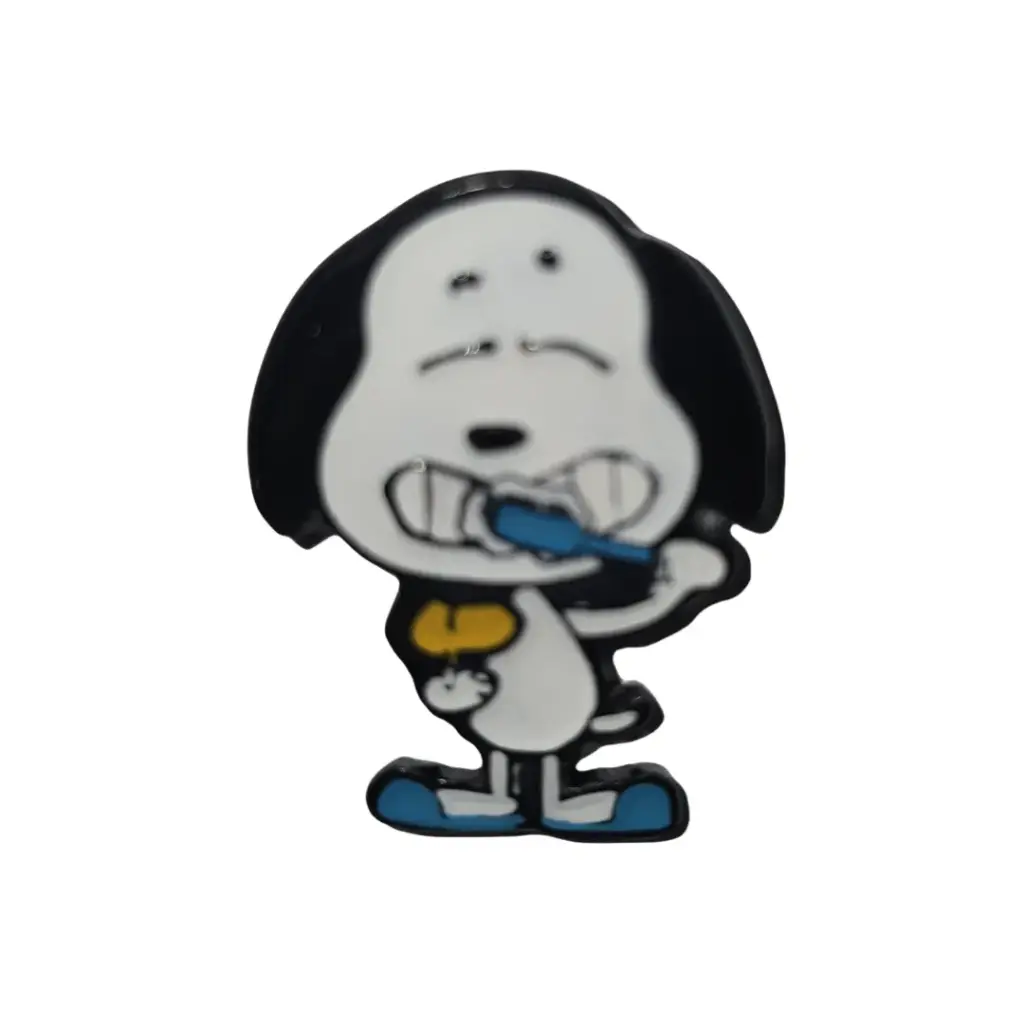 Pin Metalico Snoopy Cepillandose